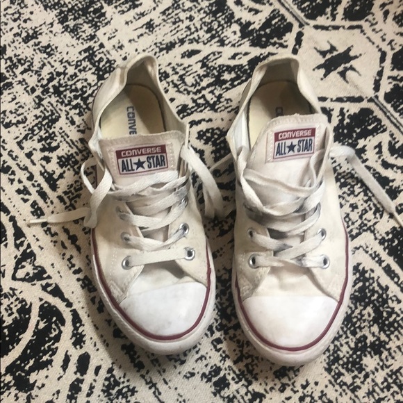 Youth sz 3 White Converse - Picture 2 of 4
